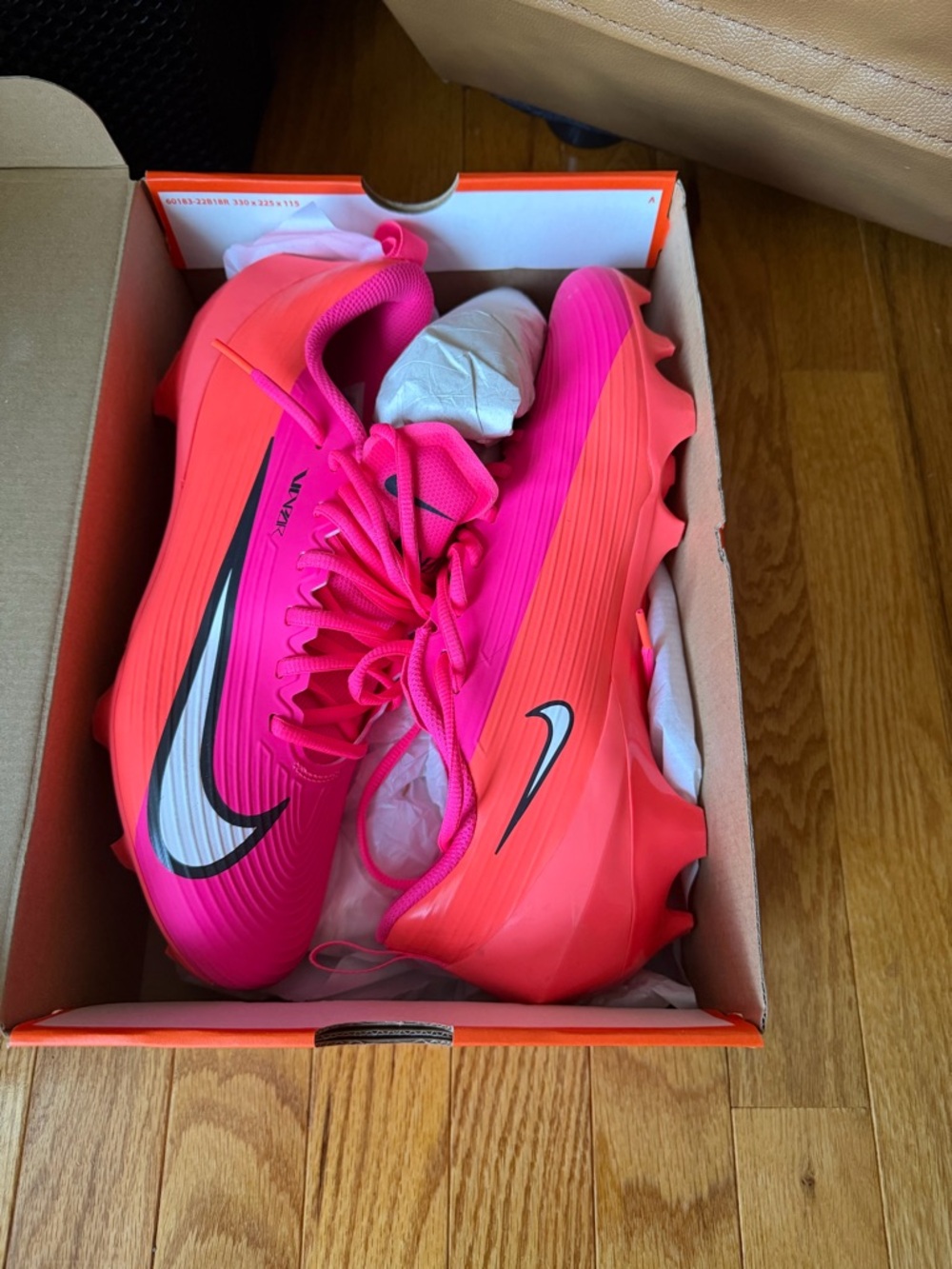 Nike Vapor Speed 3 Cleats in Bright Pink & Coral men’s size 11.5 BRAND NEW!!!